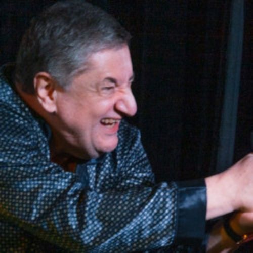 Afisha Club: Он, она, шпион, балкон в Красноярске 24 апреля 2026