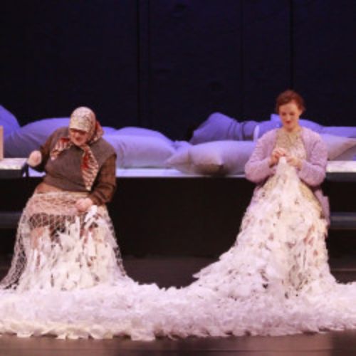 Afisha Club: Свадебное платье для аксолотля. Сны в Кузбассе 17 апреля 2026