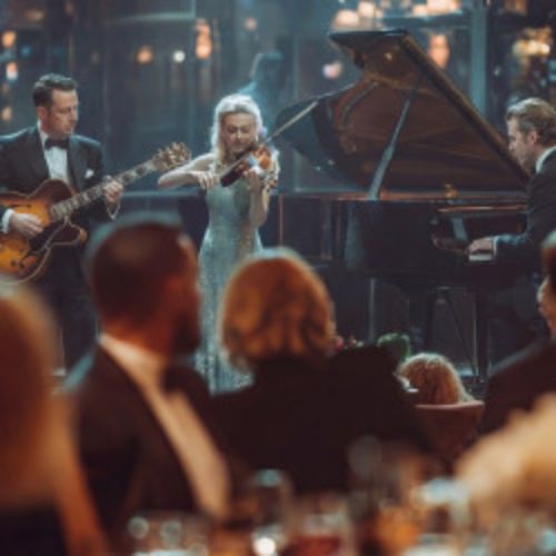 Afisha Club: Хоровое караоке с камерным оркестром в Москве 10 апреля 2026