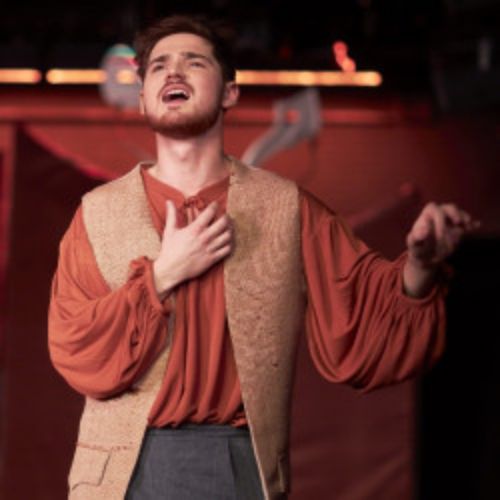 Afisha Club: Слуга двух господ в Москве 10 апреля 2026