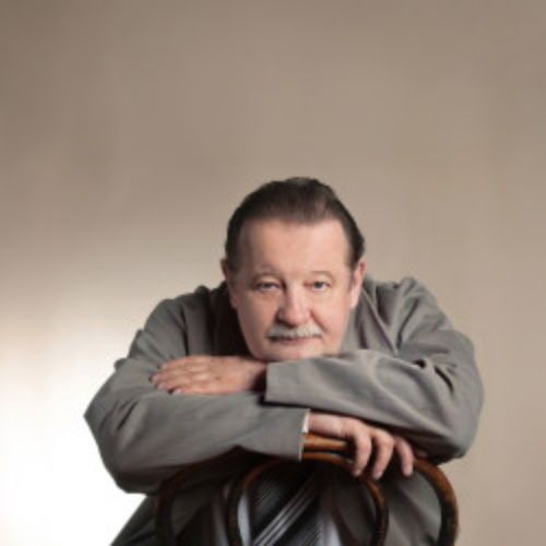 Afisha Club: Старший сын в Москве 22 апреля 2026