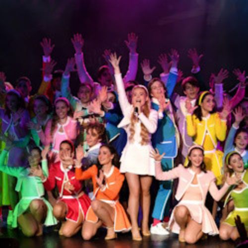 Afisha Club: Люди встречаются в Санкте-Петербург 28 апреля 2026