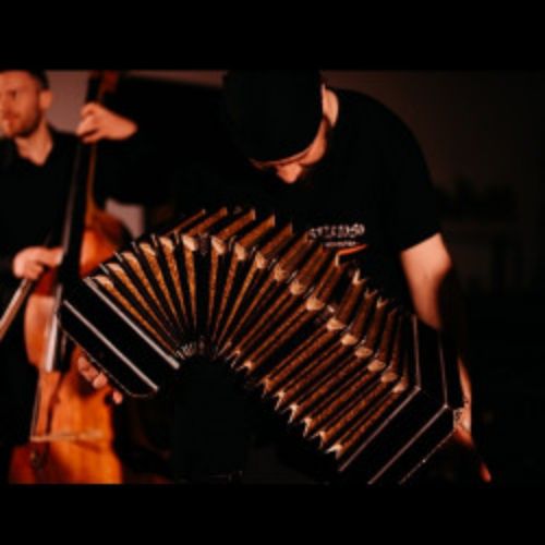 Afisha Club: Лето в Буэнос Айресе — время танго. Орган, бандонеон, скрипка и рояль при свечах в Москве 13 июня 2026