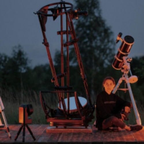 Afisha Club: Фестиваль открытия астросезона и презентация купола обсерватории Astroglamp с наблюдениями в телескопы, лекциями, музыкой и кино в Москве 1 мая 2026