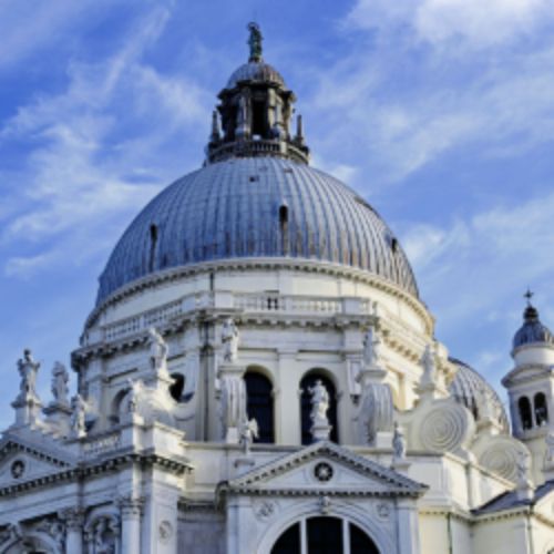 Afisha Club: Импровизируя с Вивальди: итальянское барокко на исторических инструментах в Москве 24 мая 2026