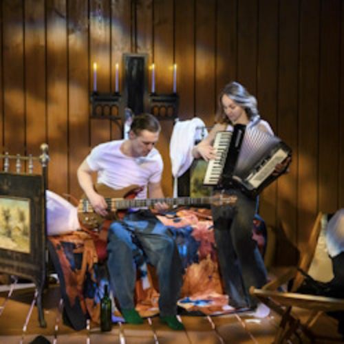 Afisha Club: Осень в Москве 2 мая 2026