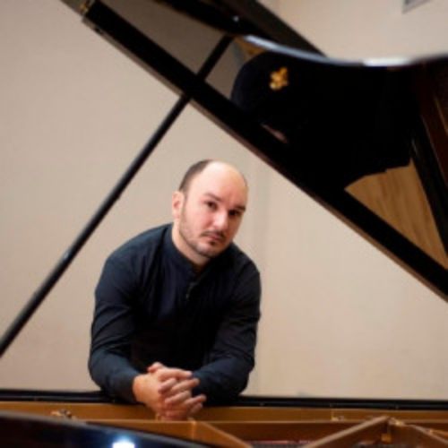 Afisha Club: Вечер в Коломенском при свечах. Бах и Брамс в Москве 3 мая 2026