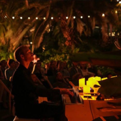 Afisha Club: Магия свечей. Queen symphony в Санкте-Петербург 13 мая 2026